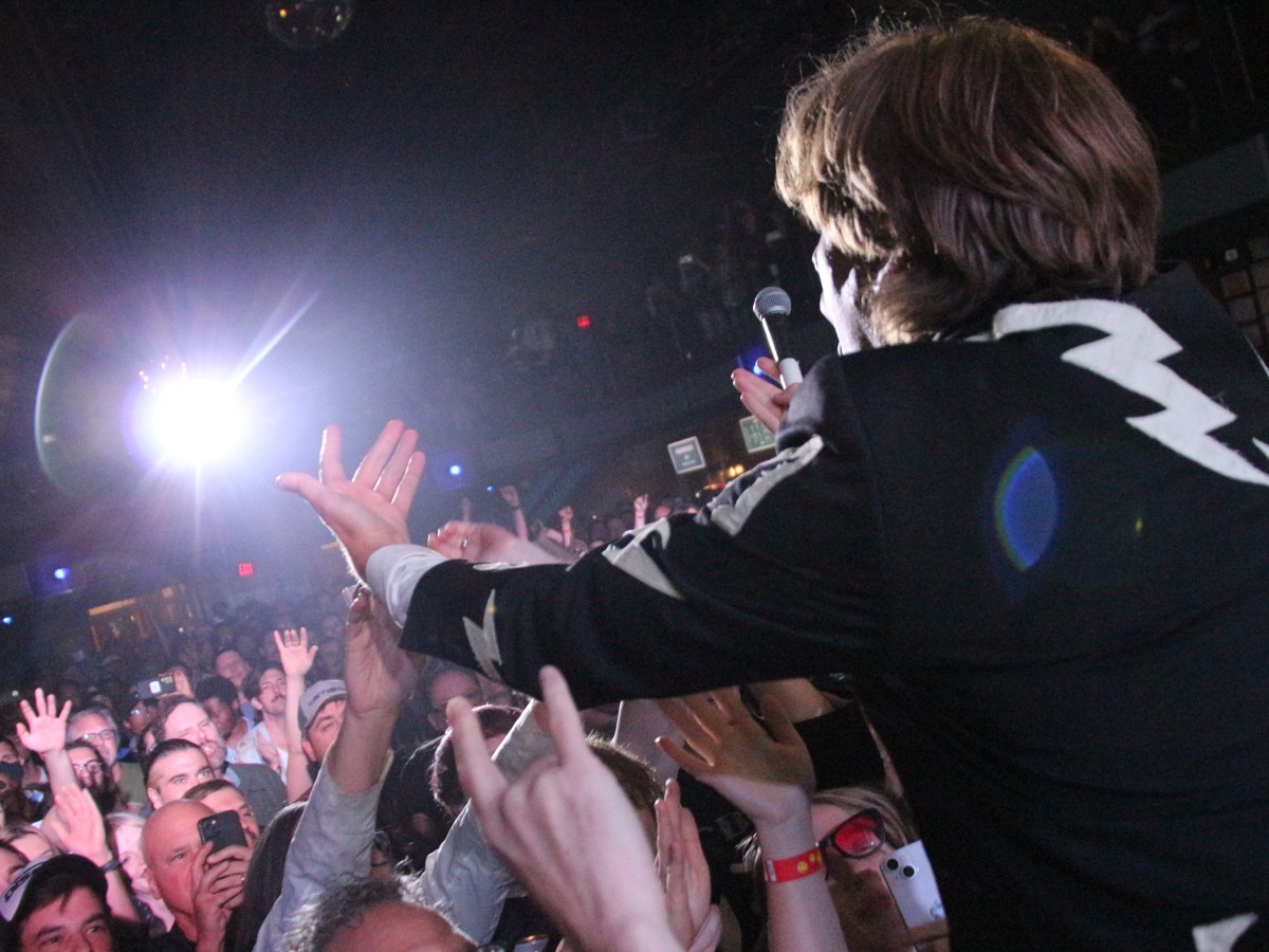 Photos of The Hives at St.&nbsp;Andrews